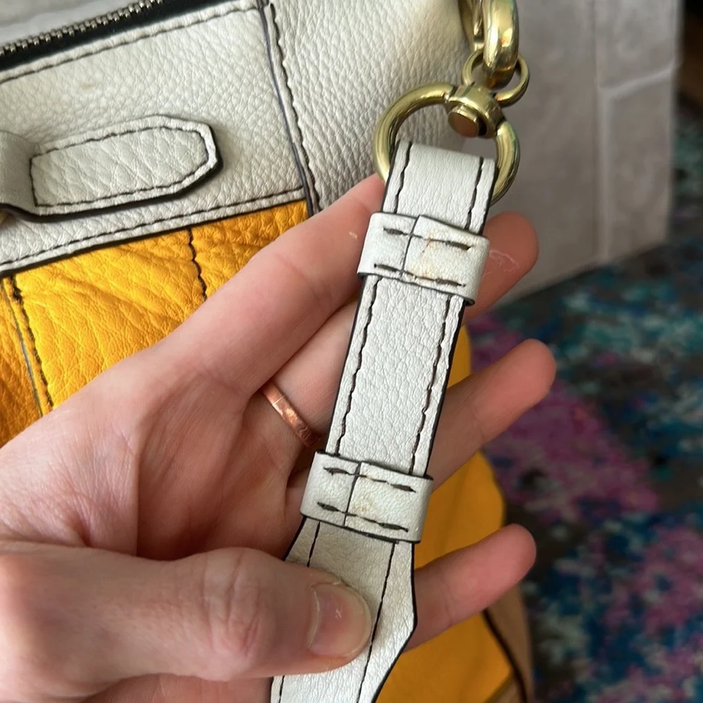 🌻orYanny Satchel🌻 - Picture 10 of 16